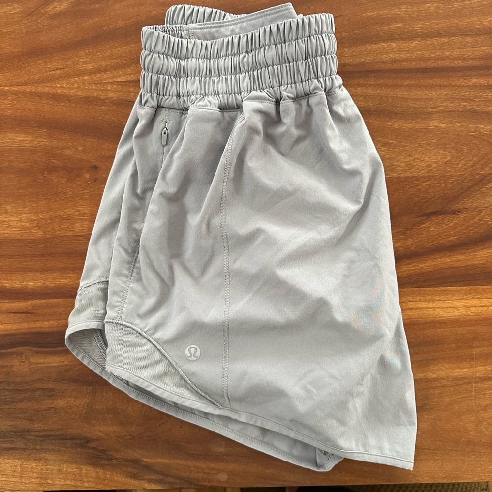 Lululemon Hotty hot Short